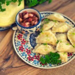 Pierogi z białą kapustą i mięsem