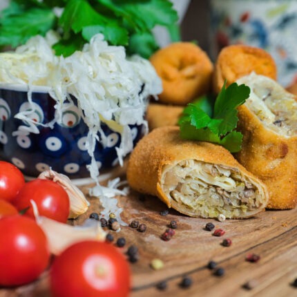 Krokiety z kapustą kiszoną i pieczarkami